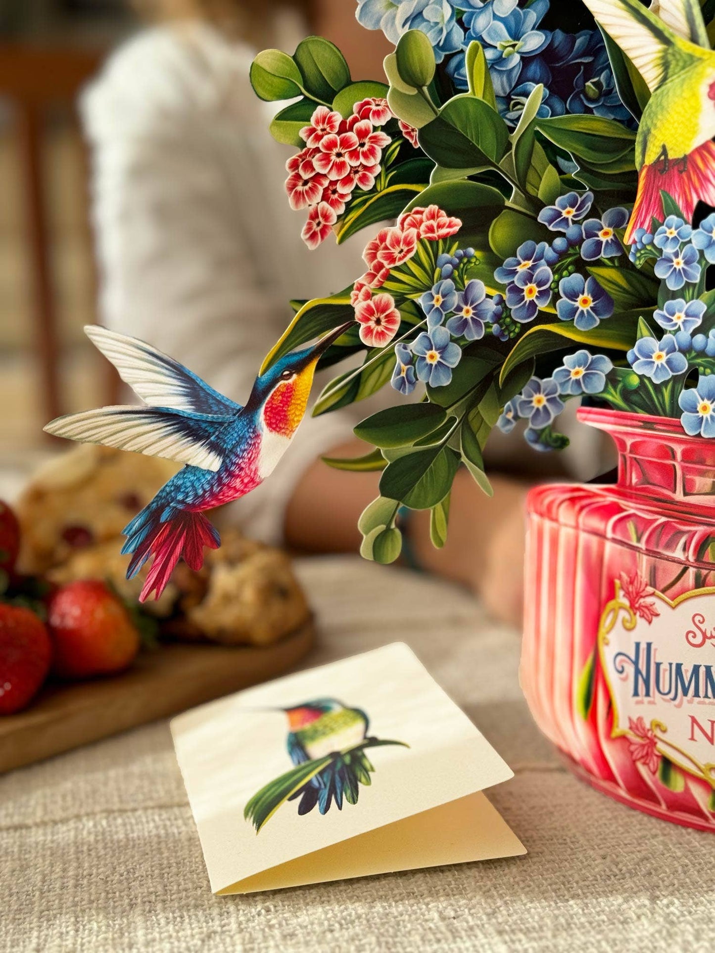 Hummingbird Oasis Pop - up Greeting Card - Heart & Home Flowers